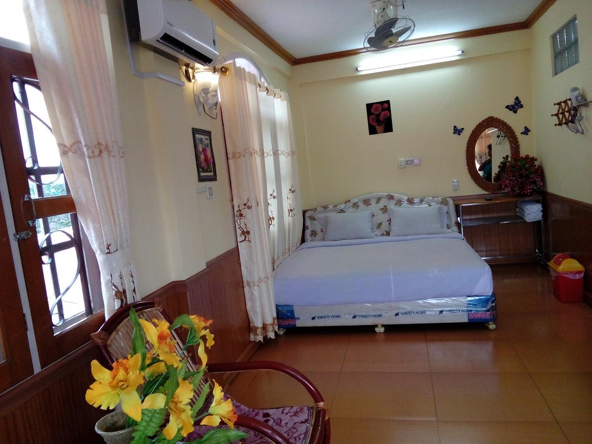Royal Flower Pensión Pyin Oo Lwin Exterior foto
